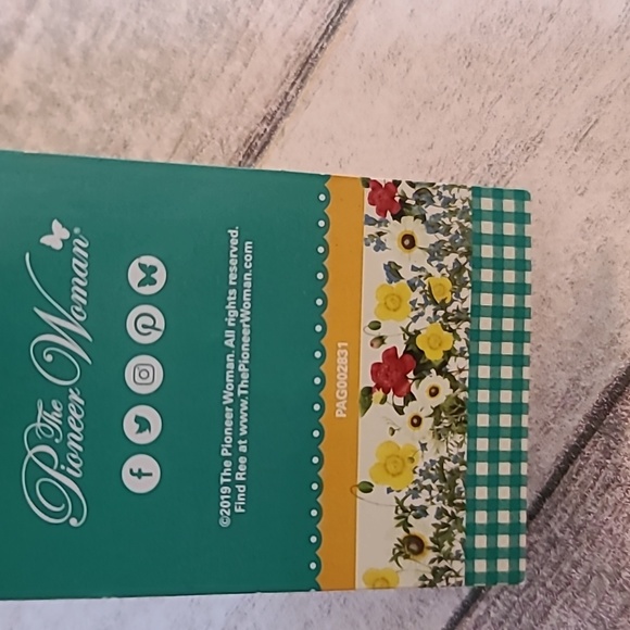 The Pioneer Woman Green Jade Creamer - Picture 4 of 5